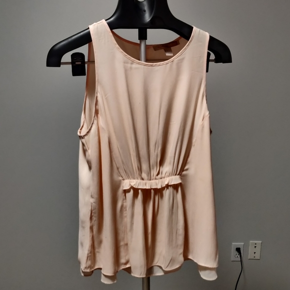 Forever 21 Tops - HOST'S PICK - Baby pink tanktop